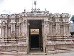 Vaitha Maa Nidhi Temple-Thirukolur